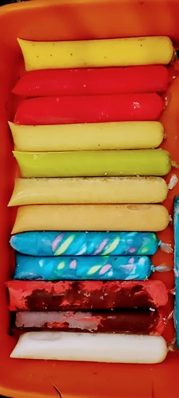 Chup-chups gourmet coloridos